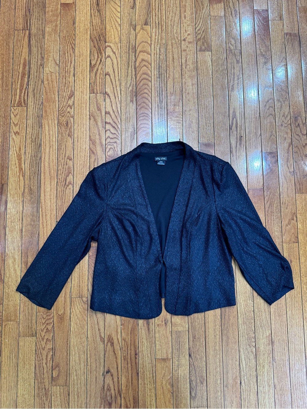 City Chic Black Textured Shimmer Open-Front Blazer - 18
